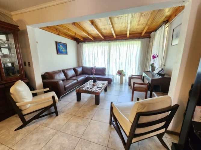 Casa EL UMBRAL // CHICUREO