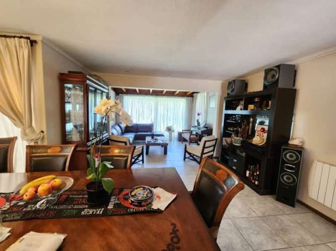 Casa EL UMBRAL // CHICUREO