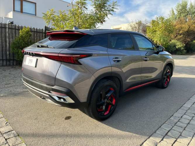 Omoda C5 Prestige 1.6T DCT Prestige (2024)