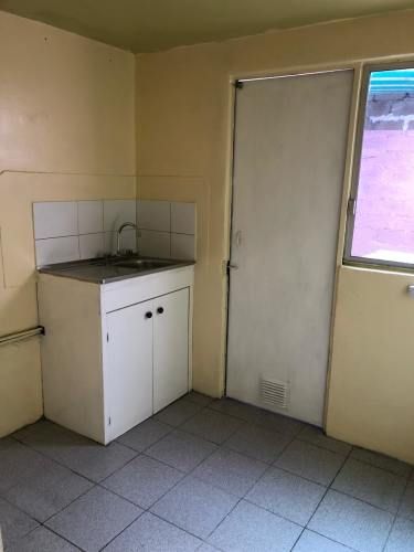 Casa, calle Anhidrita