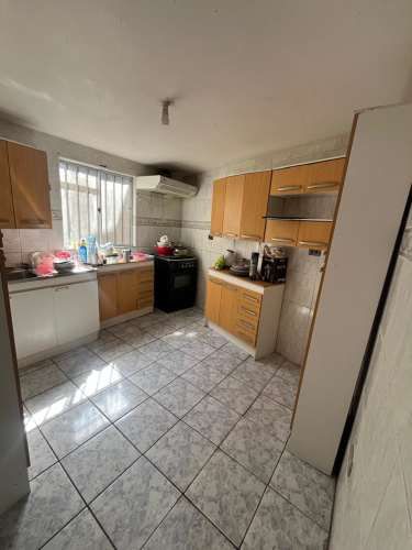 Casa, Calle Los Sufuros