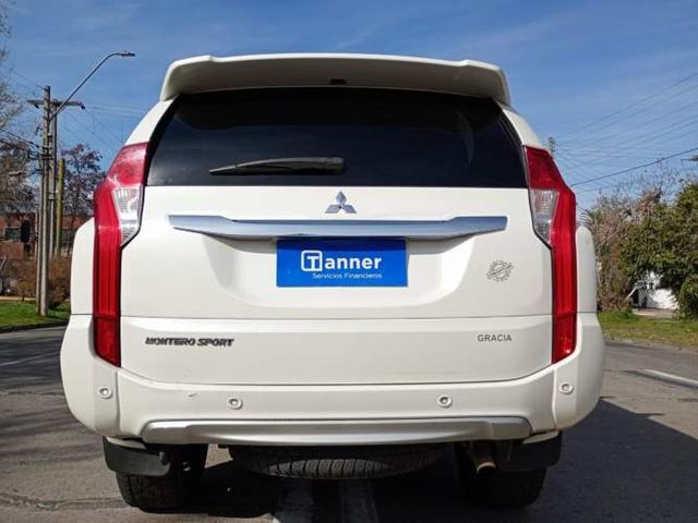 MITSUBISHI MONTERO SPORT 4WD 2.4 AT 2020