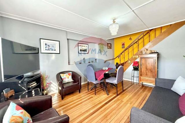 Casa 3d con patio y local en independencia