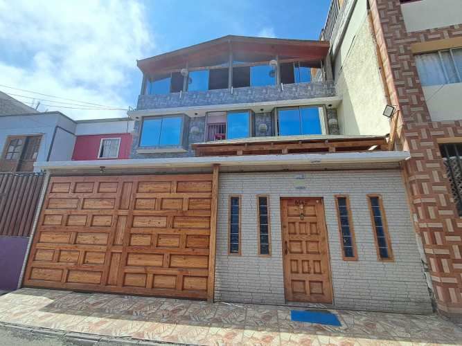 VENTA LINDA CASA  SECTOR NORTE