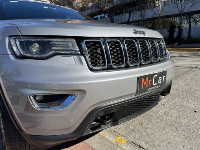 JEEP GRAND CHEROKEE 2018
