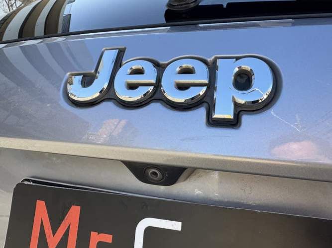 JEEP GRAND CHEROKEE 2018