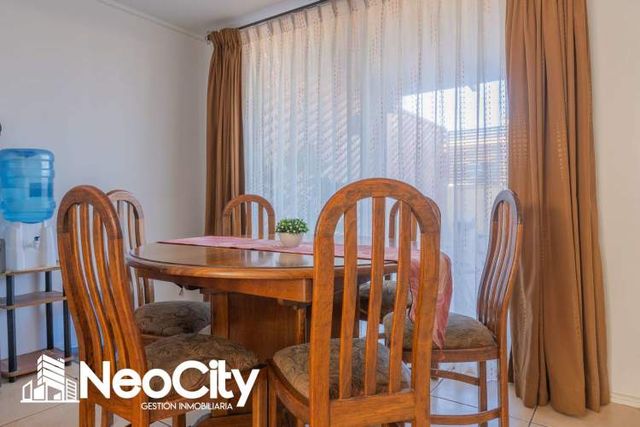 En Venta casa en Condominio Las Palmas I – Seguridad y vida familiar