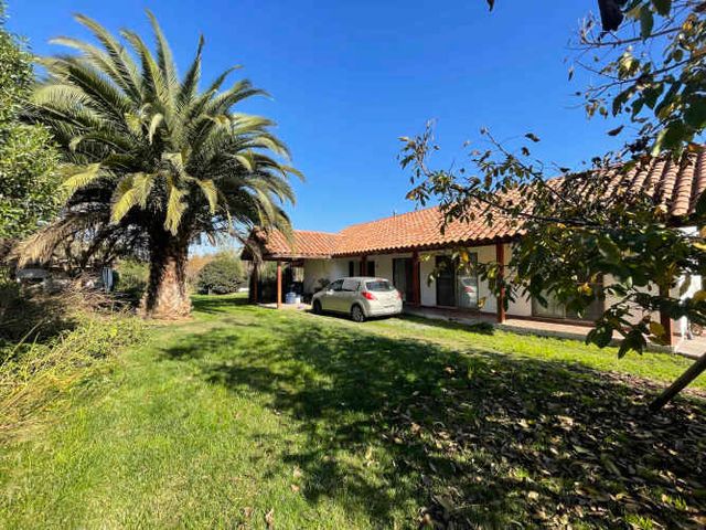 HERMOSA Y AMPLIA CASA EN PARCELA CONDOMINIO LOS PAJARITOS