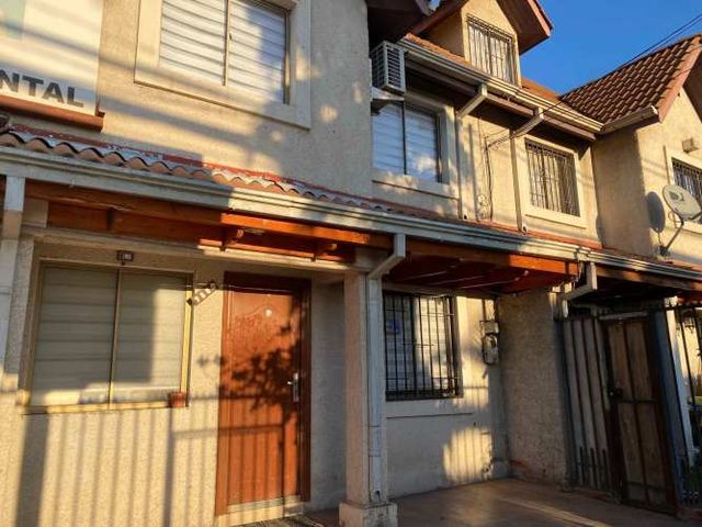 VENTA CASA 4HAB 3BA COMUNA CERRILLOS