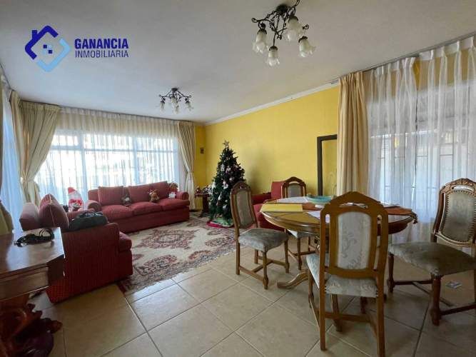 Céntrica Casa La Serena. (105849)