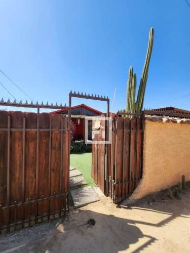 HERMOSA CASA IMPERDIBLE DE 4 HABITACIONES EN QUILP