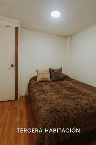 Casa esquina con espacio habilitado para local en venta Maipú