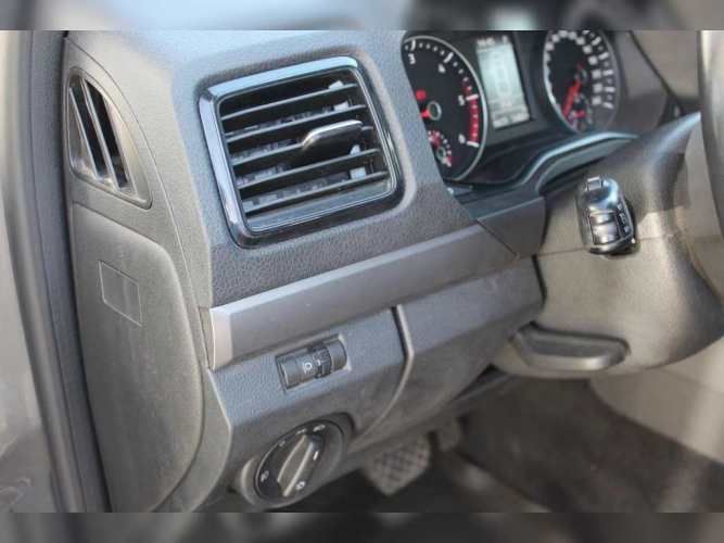 VOLKSWAGEN AMAROK 2023