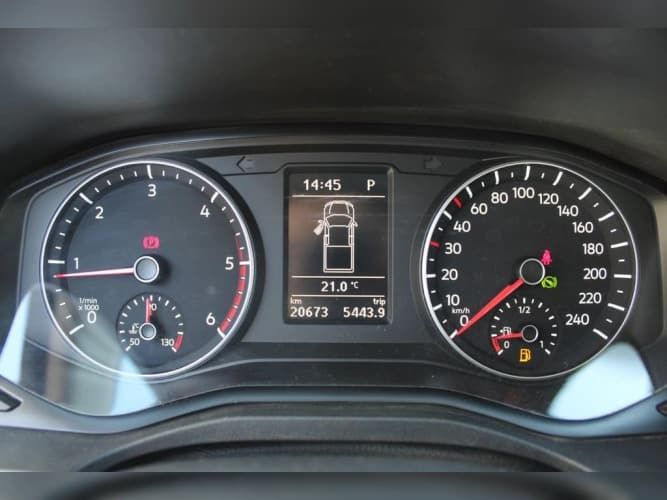 VOLKSWAGEN AMAROK 2023