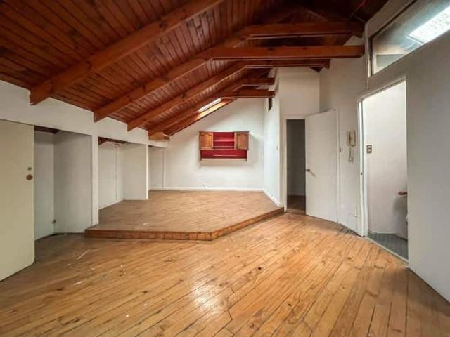 LOS ORIENTES ARRIENDA CASA COMERCIAL TRES PISOS 7 NORTE VIÑA