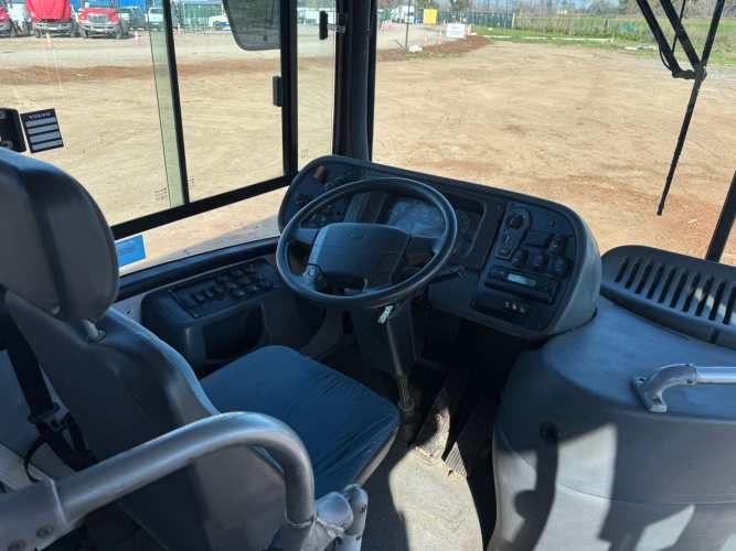 BUSS Marca VOLVO Modelo B7RLE Año 2011