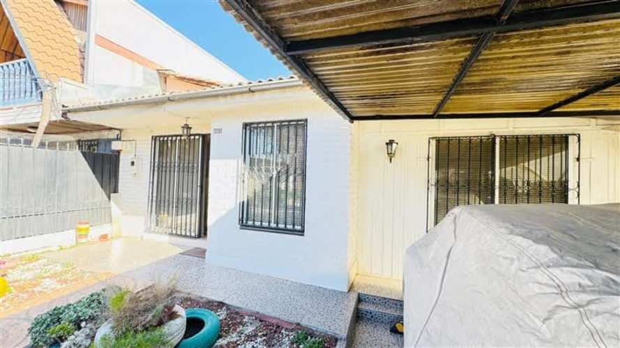 CASA VILLA LOS PENSAMIENTOS LA GRANJA