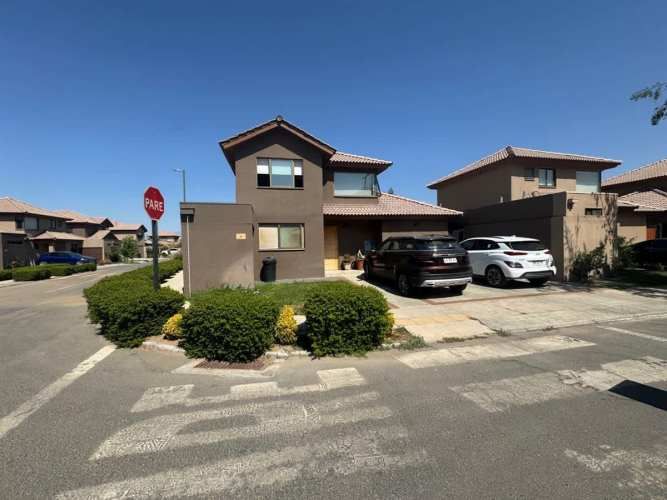 CASA Condominio La Minga