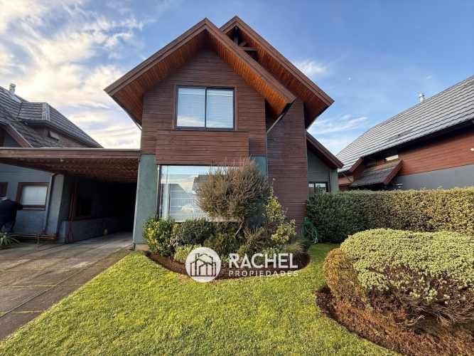 SE VENDE LINDA CASA CON QUINCHO EN PASAJE CERRADO, Sector Valle de Alcalá