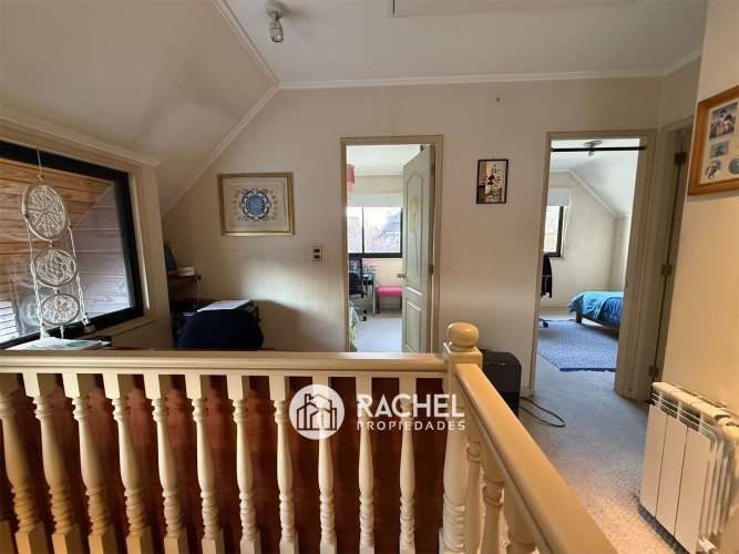 SE VENDE LINDA CASA CON QUINCHO EN PASAJE CERRADO, Sector Valle de Alcalá