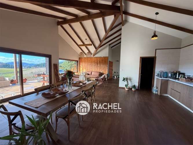 SE ARRIENDA HERMOSA CASA EN CONDOMINIO DE PARCELAS- Sector Mirador de Pumalal