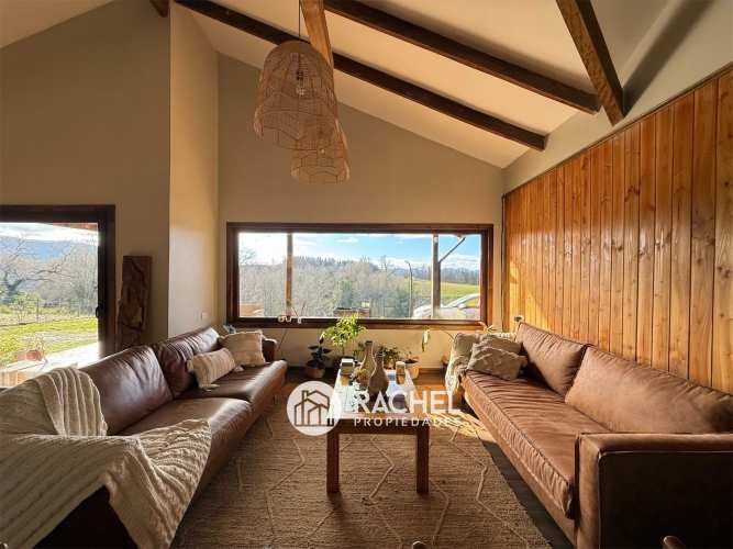 SE ARRIENDA HERMOSA CASA EN CONDOMINIO DE PARCELAS- Sector Mirador de Pumalal