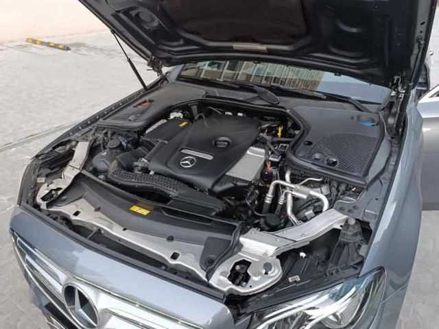 MERCEDES-BENZ E 300 2017