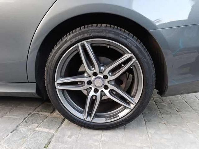 MERCEDES-BENZ E 300 2017