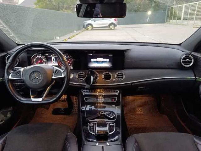 MERCEDES-BENZ E 300 2017