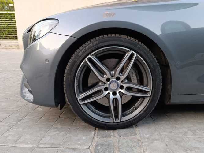 MERCEDES-BENZ E 300 2017