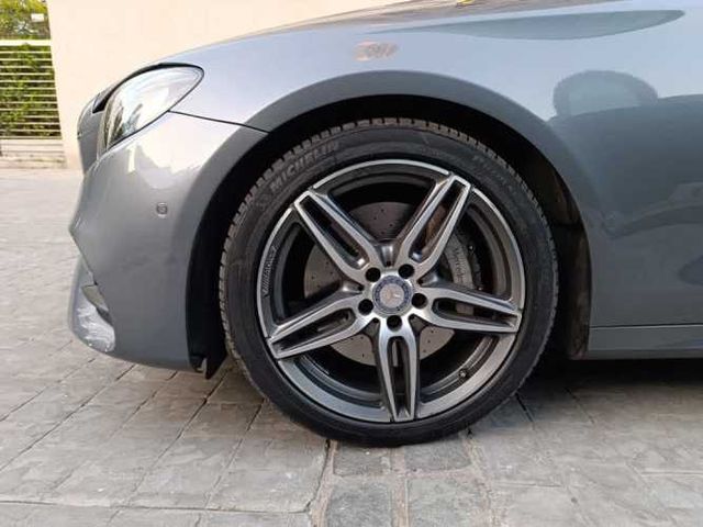 MERCEDES-BENZ E 300 2017