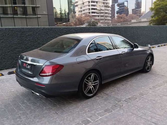 MERCEDES-BENZ E 300 2017
