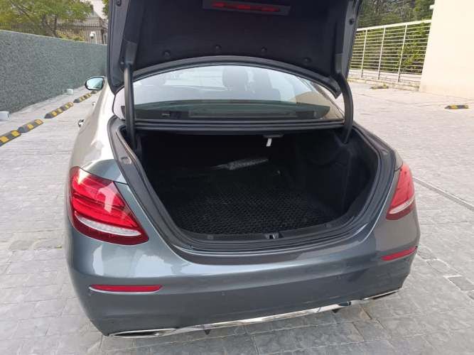 MERCEDES-BENZ E 300 2017