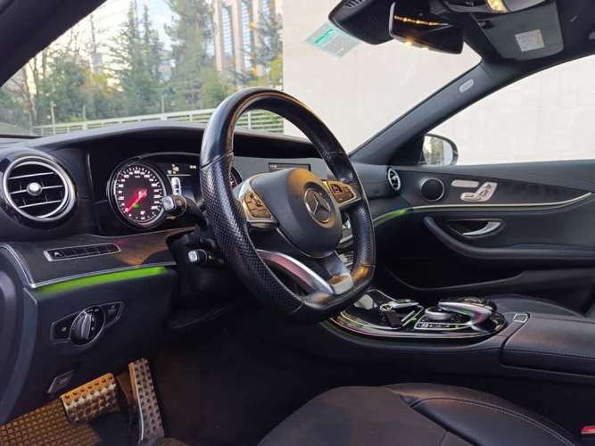 MERCEDES-BENZ E 300 2017