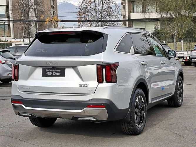 KIA SORENTO 2025