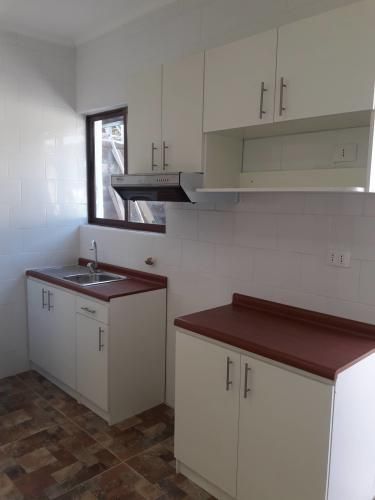 Depto interior. Cercano a metro.