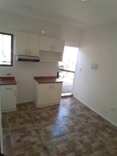 Depto interior. Cercano a metro.