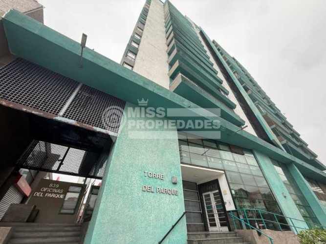SE VENDE DEPARTAMENTO EN EDIFICIO TORRE DEL PARQUE