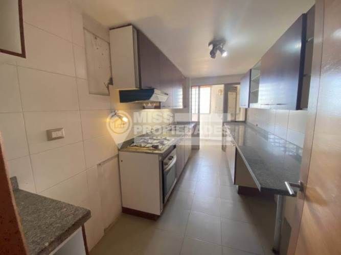 SE ARRIENDA DEPARTAMENTO EDIFICIO BRISAS DEL MAR SECTOR SUR