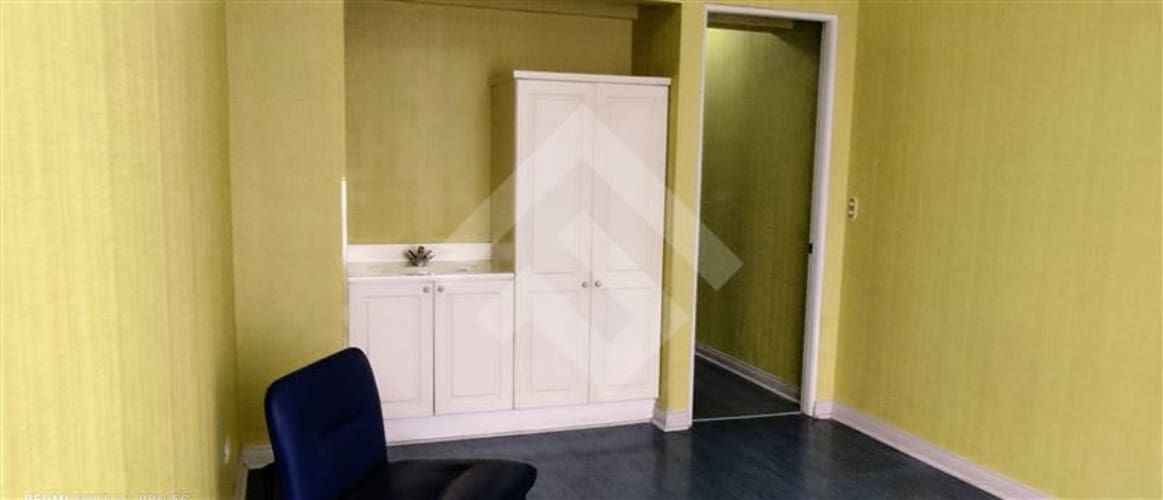 OFICINA Balmaceda, cerca hospital La Serena