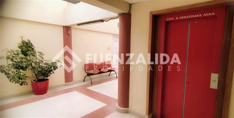 OFICINA Balmaceda, cerca hospital La Serena