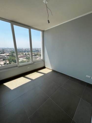 Martin De Solier // Estación De Metro Cerrillos