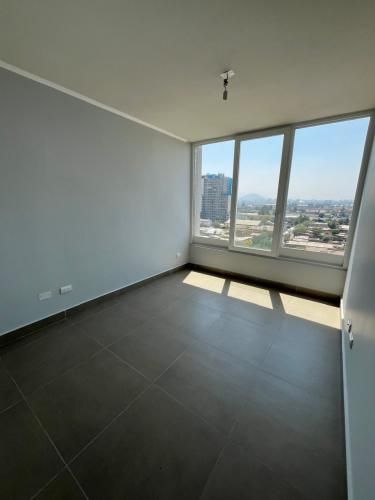 Martin De Solier // Estación De Metro Cerrillos