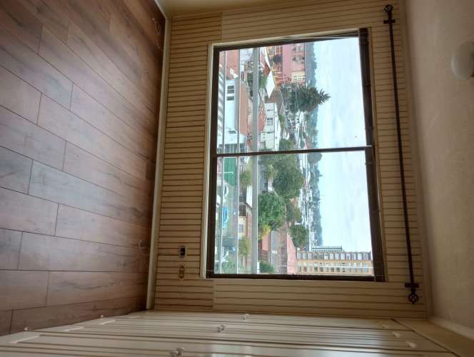 Central, 2 dorm. 2 baños, estacionamiento Bodega