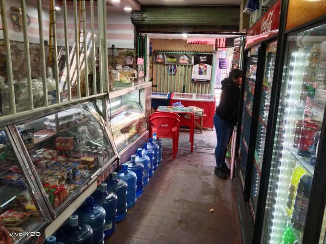 Venta Casa con Local Comercial