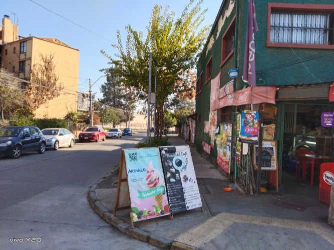 Venta Casa con Local Comercial