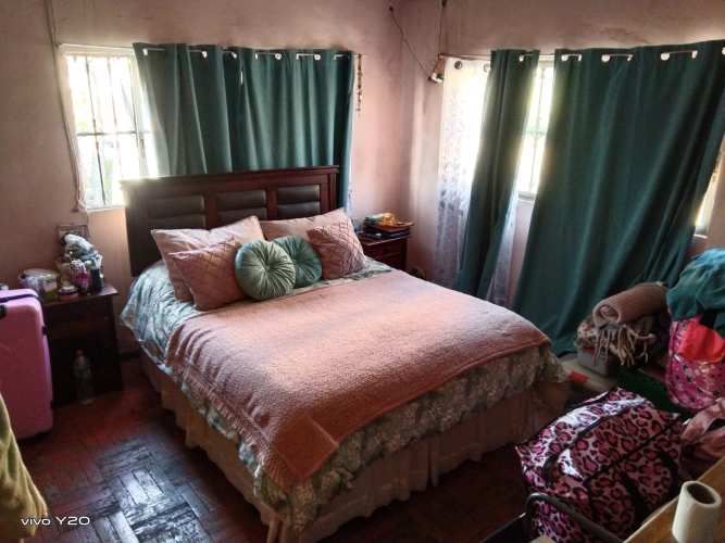 Venta Casa con Local Comercial