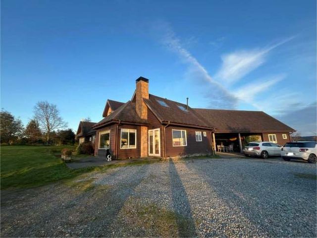 Casa en consolidada parcelación (106879)