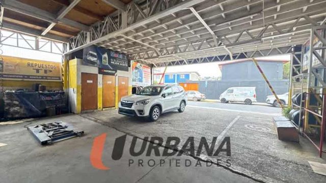 Local VENTA LOCAL Y DERECHO A LLAVES TALLER Y RESPUESTOS