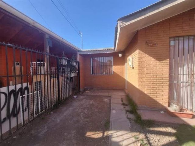 CASA En Venta Casa de 1 Piso en Conjunto La Florida